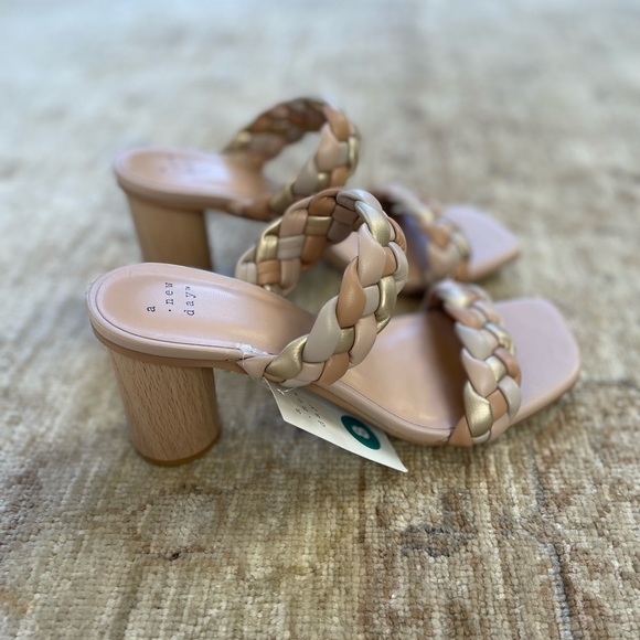 NWOB, A New Day Braided Slide Heels, Size 8 - Picture 6 of 12